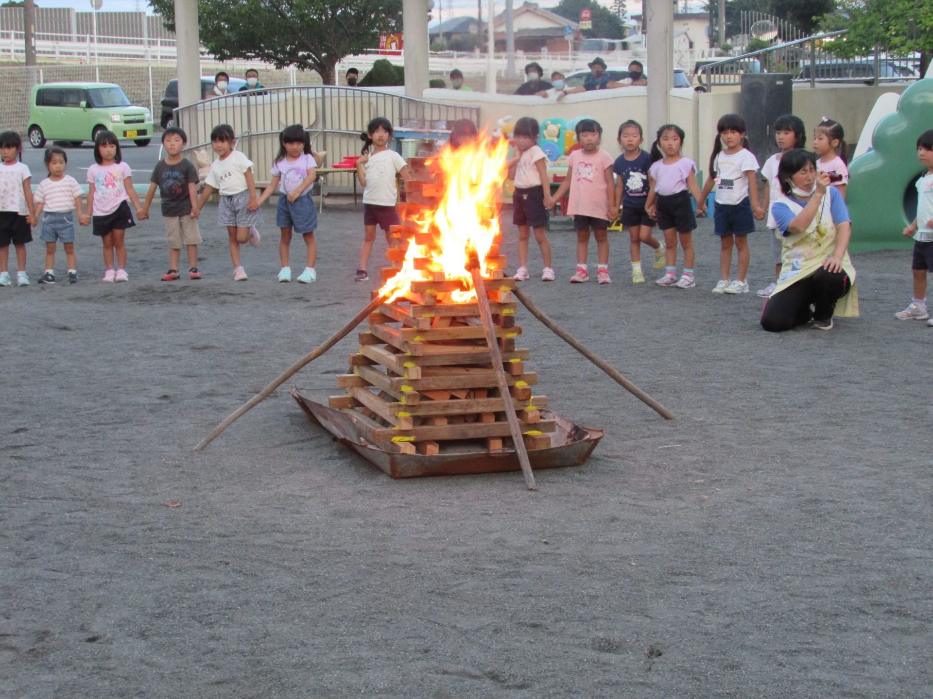 わくわく保育 キャンプファイヤー 花火 黄組 学校法人 島田中央学園 認定こども園 島田中央幼稚園